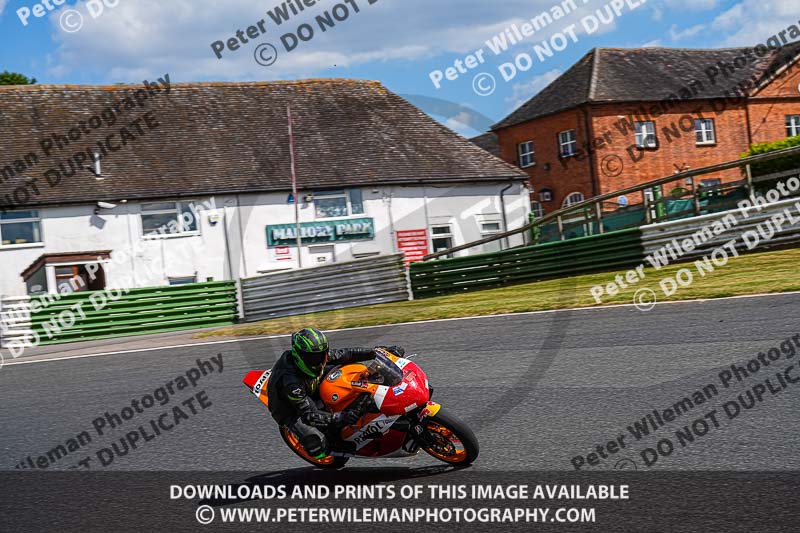 enduro digital images;event digital images;eventdigitalimages;mallory park;mallory park photographs;mallory park trackday;mallory park trackday photographs;no limits trackdays;peter wileman photography;racing digital images;trackday digital images;trackday photos